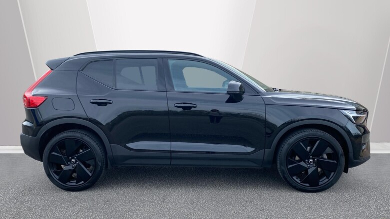 Volvo XC40 2.0 B3P Plus Black Edition 5dr Auto Petrol Estate